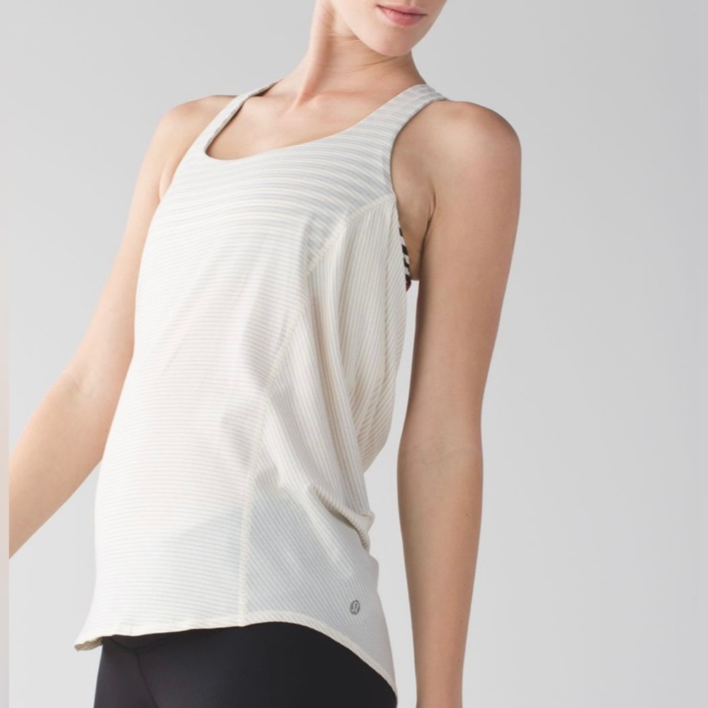 Lululemon Athletica Women’s White/Gray Strip Drape Back Built In Bra Tank Top